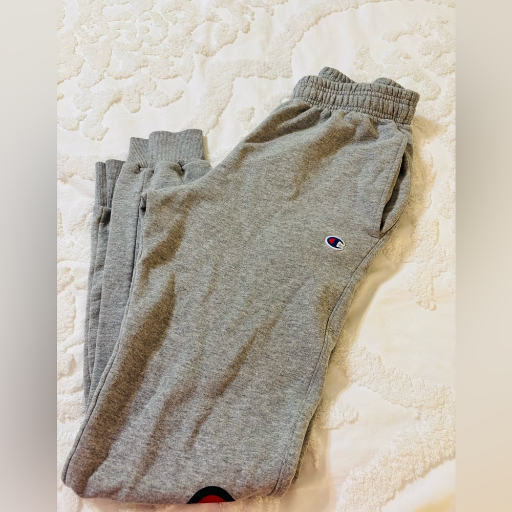 Champion Men's small Heather Gray Joggers